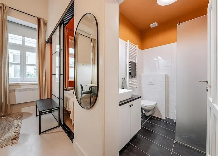 Apartman Rose Garden In Centre For 4 *