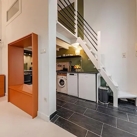 Apartment Rose Garden In Centre For 4