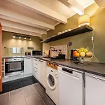 Appartamento Rose Garden In Centre For 4 *