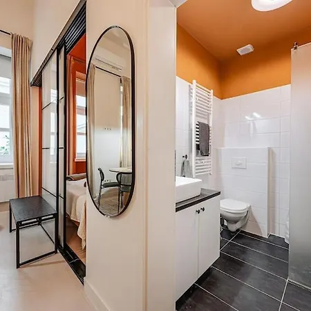 Appartement Rose Garden In Centre For 4 *